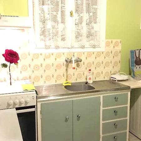 Charming In Dilesi With Private Garden 60 M² 公寓 *